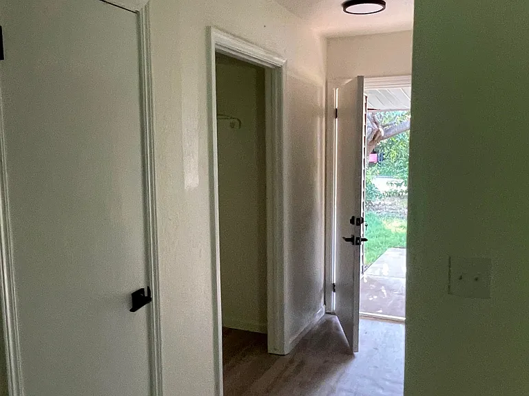403 Butler Dr — Photo 13