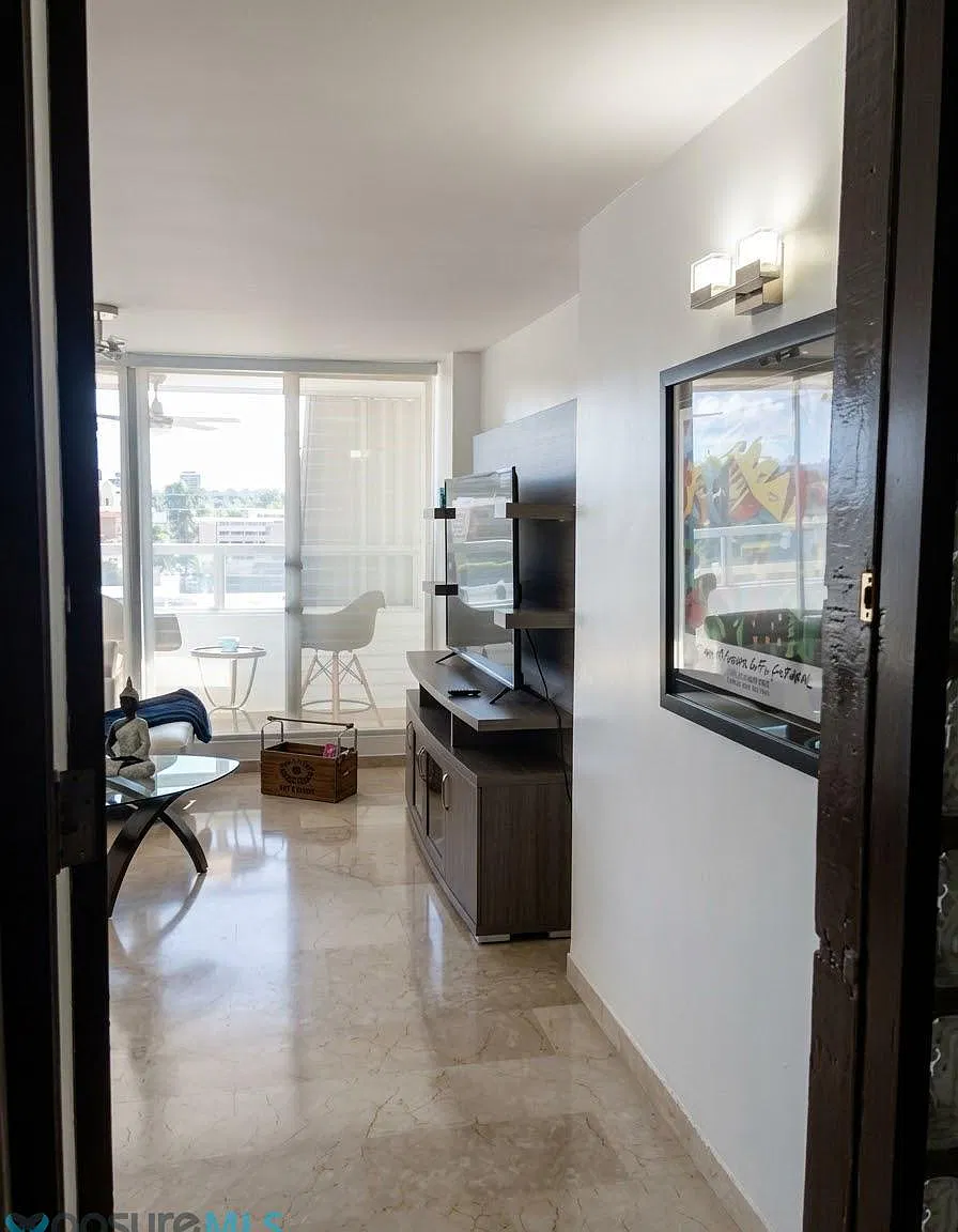 Surfside Mansions (Condominio) — Photo 2