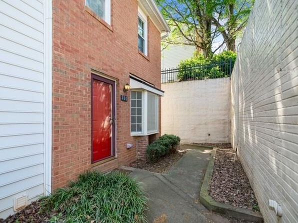 200 High Creek Dr, Roswell, GA 30076