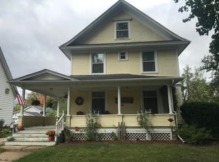 212 E 8th St, Tipton, IA 52772