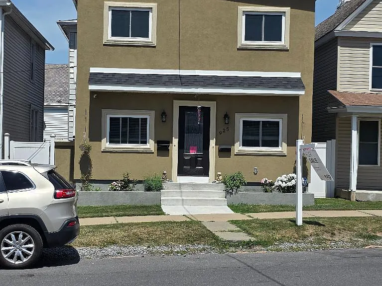 View of front of the house