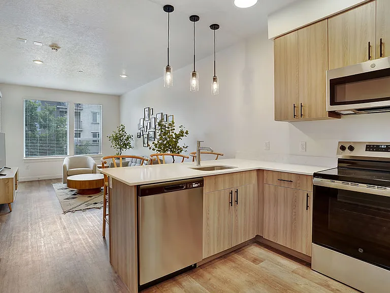 Lotus Republic Apartments — Photo 52