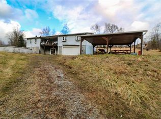 178 Mary Hall Rd, Mc Clellandtown, PA 15458