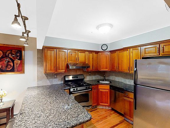 5th image of 23-23 31st Ave APT 5-A