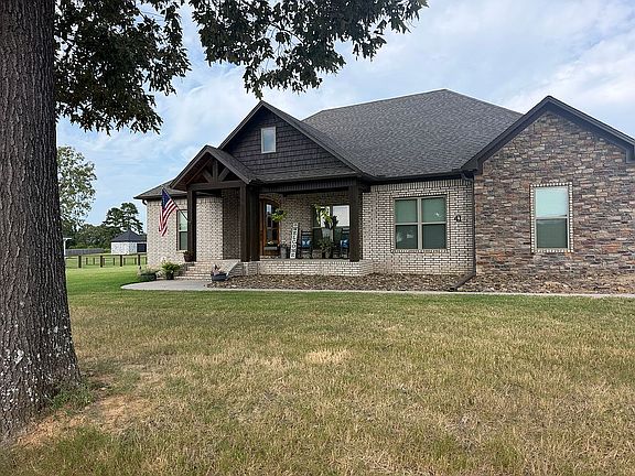 2nd image of 41 Republican Valley Dr
