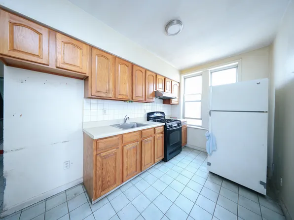 6107 23rd Avenue image 22 of 35