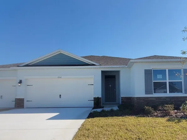 1052 Morfontaine St, Daytona Beach, FL 32124