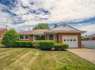 1444 W Valentine Cir NW, Canton, OH 44708