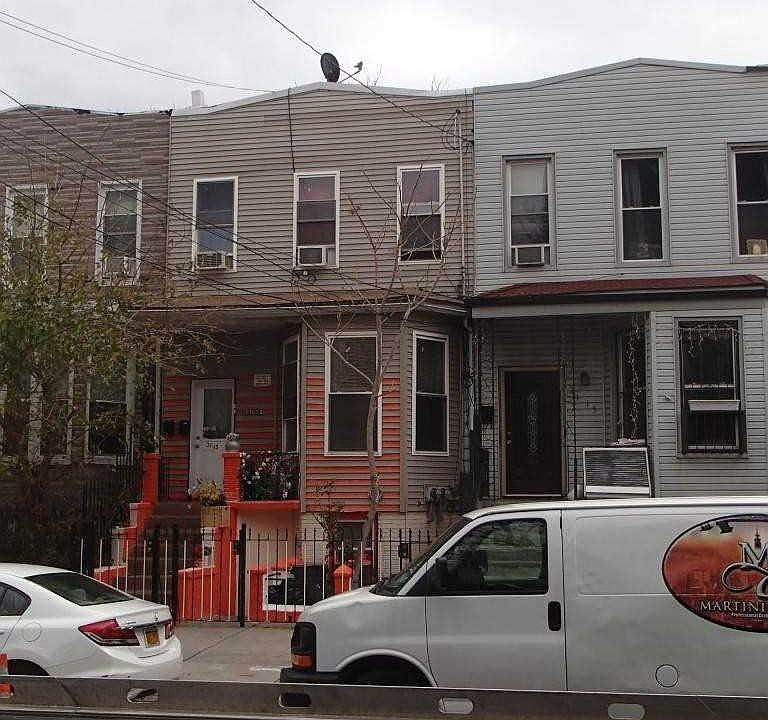 1st image of 31-13 12th St