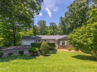 1109 Snowdon Dr, Knoxville, TN 37912