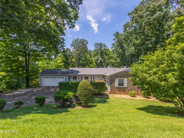 1109 Snowdon Dr, Knoxville, TN 37912