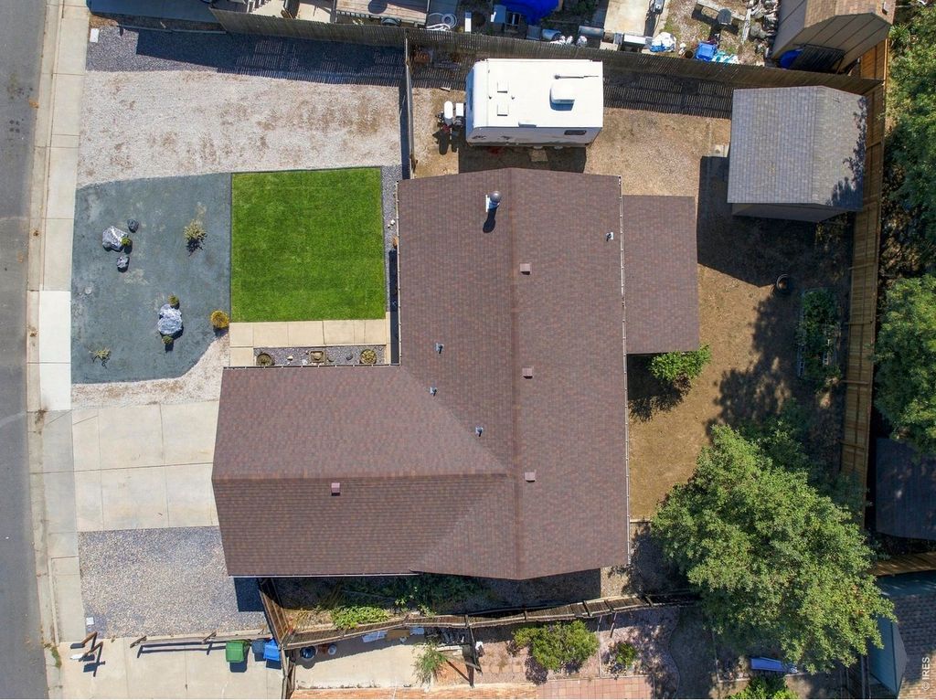 2539 Eugene Dr