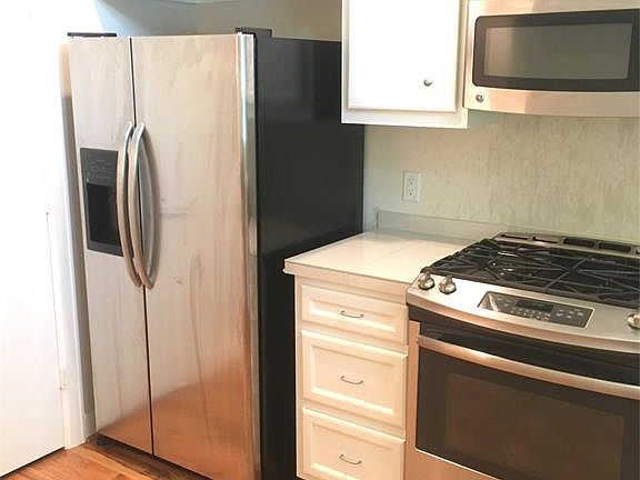5th image of 8715 Meadowcroft Dr Unit 1801