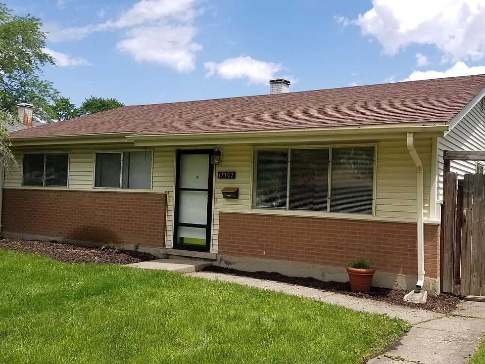 17307 Community St, Lansing, IL 60438 Zillow
