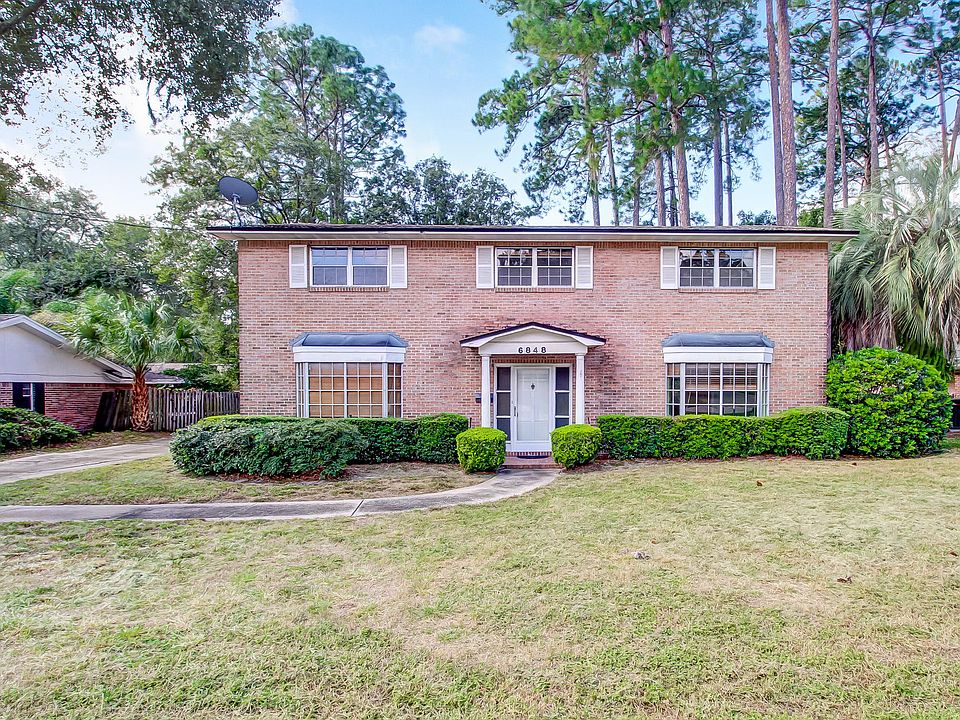 1st image of 6848 La Loma Dr