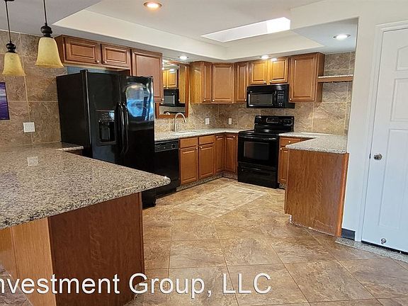 3rd image of 383 Kinaole Cir #A