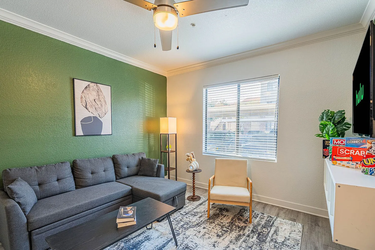 2 bed, 2.0 bath, 1302 sqft, $2,699 — Photo 3