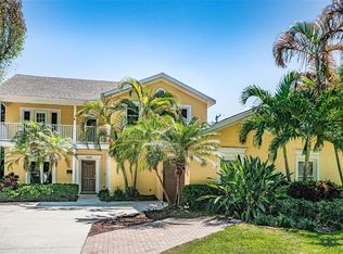 1016 S Sterling Ave, Tampa, FL 33629