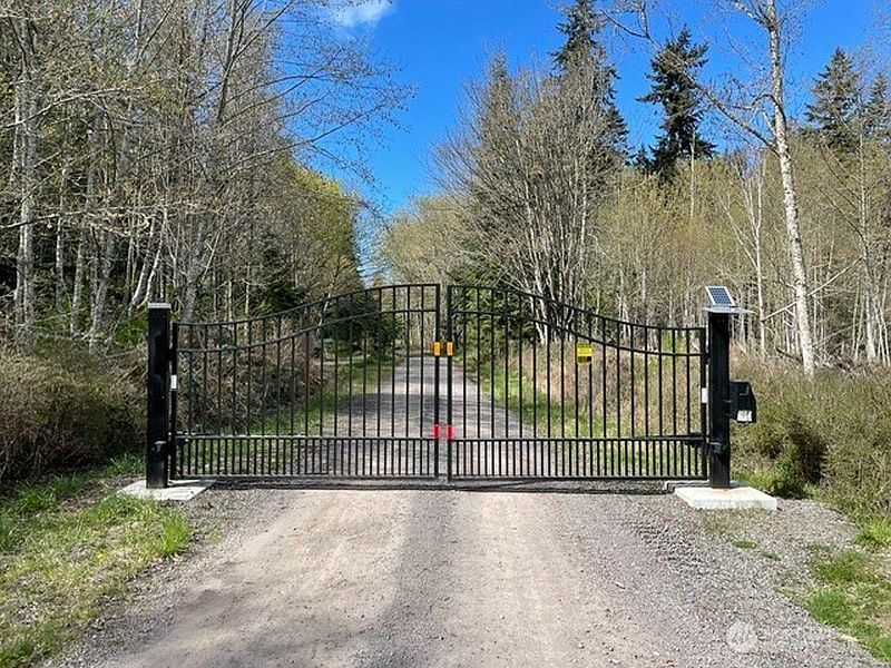 2nd image of 646 Tributary Lane