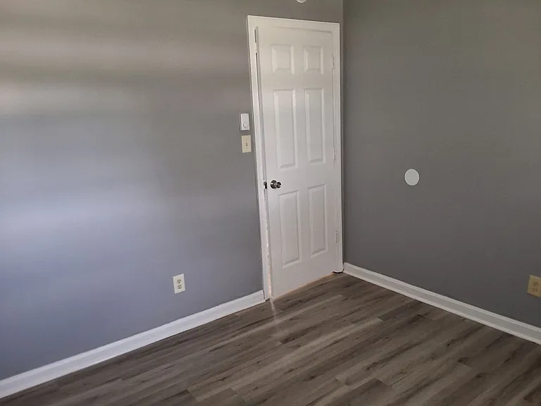 205 Diecks Dr — Photo 15