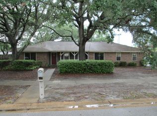 2967 Woodcrest Dr, Panama City, FL 32405