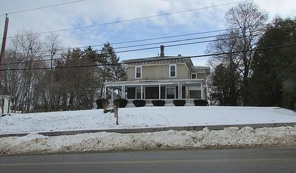 2nd image of 152 South St