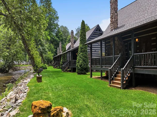 62 Rachels Cir, Maggie Valley, NC 28751