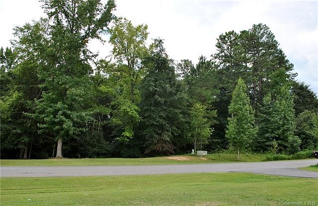 2nd image of 315 Challis Ct