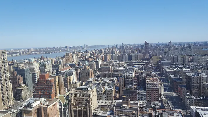 Rented by Park Millennium RE | media 40