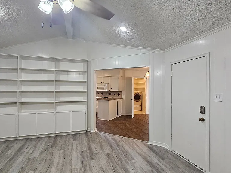1908 Westridge St — Photo 23