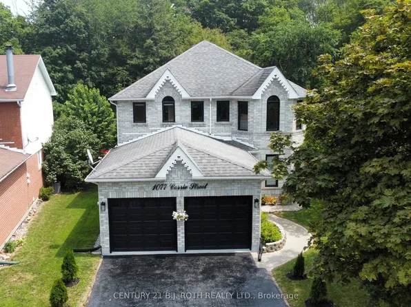 1077 Corrie St, Innisfil, ON L9S 1T7