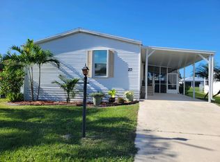 27 Mariposa Ln, Pt Saint Lucie, FL 34952