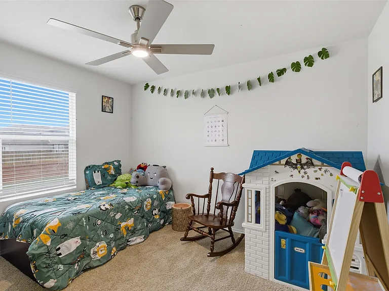 19017 Romano Dr — Photo 23