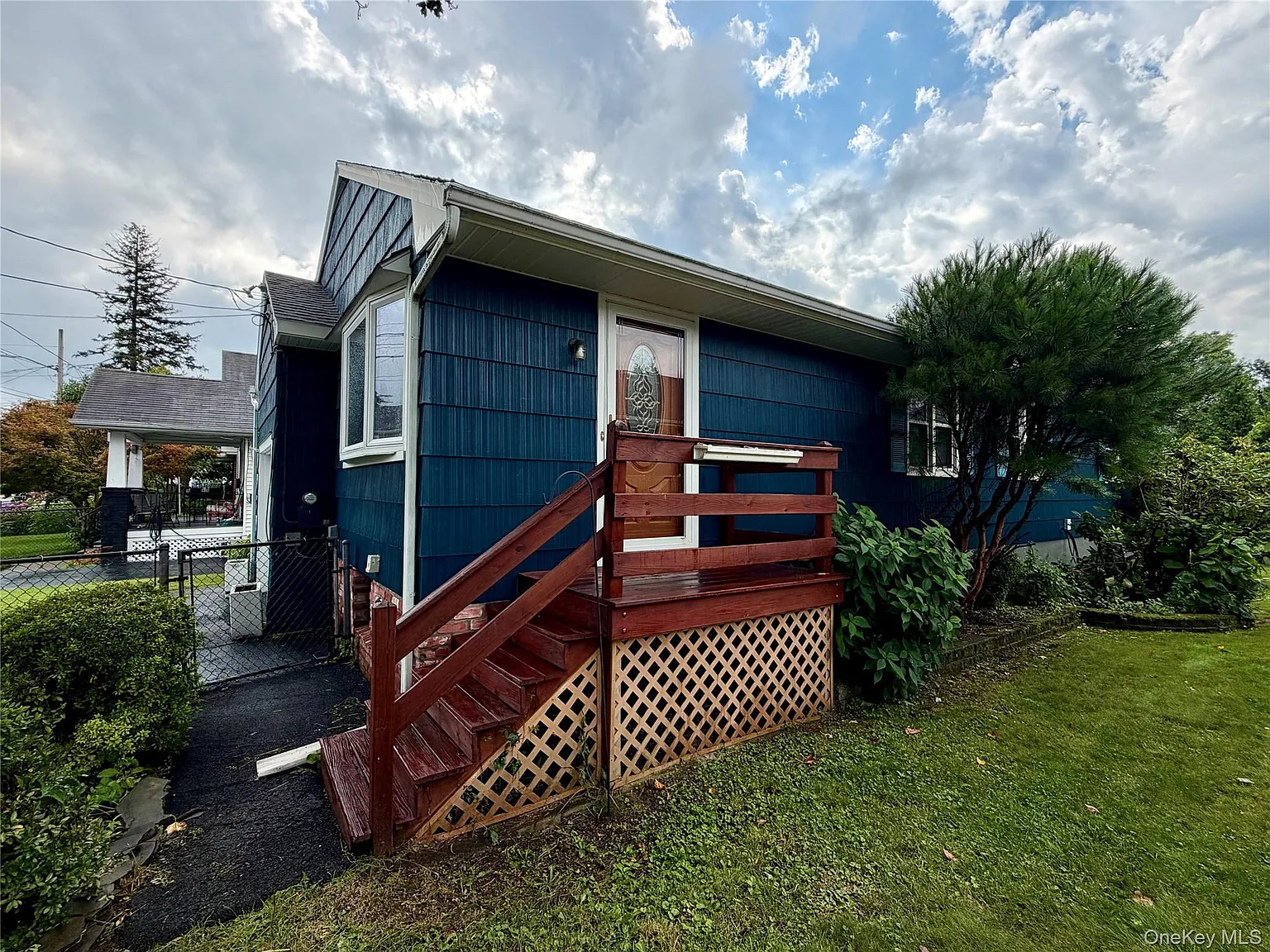 3 bed, 1.0 bath, 984 sqft, $3,500 — Photo 3
