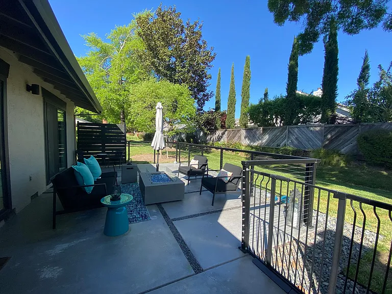208 Vista Ct #208 — Photo 31