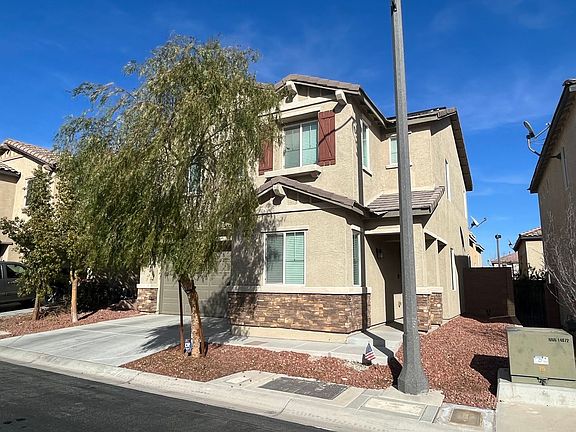 2nd image of 7852 Pyramid Peak St
