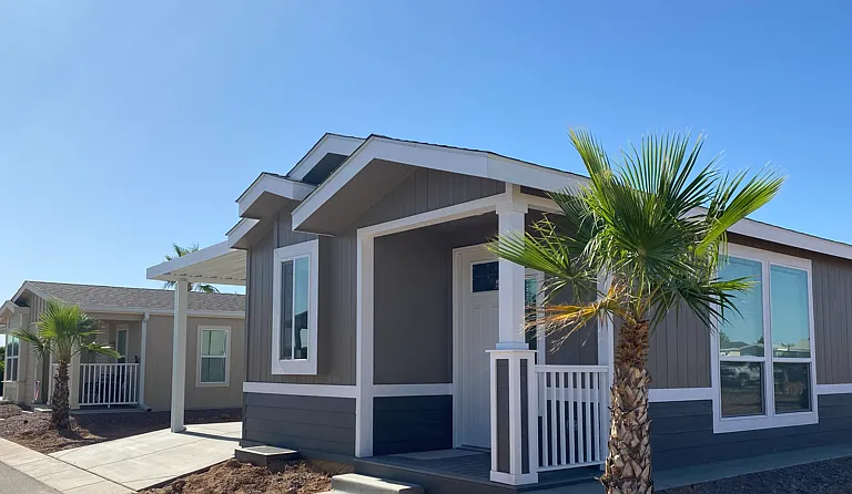 Palm Creek Resort & Residences — Photo 26