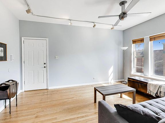 4th image of 1228 W Sunnyside Ave #3W