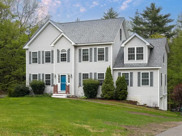 32 Godfrey Lane, Fremont, NH 03044
