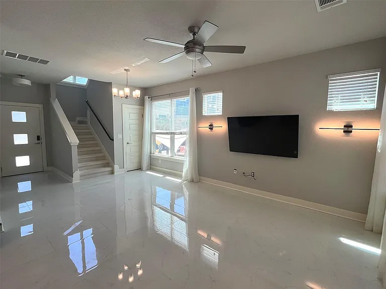 2013 Tramson Dr — Photo 4
