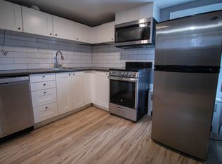 139 Oakdale Ave #2, Saint Catharines, ON L2P2L3