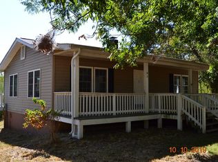 33 Hallik Ln, Cumberland, VA 23040