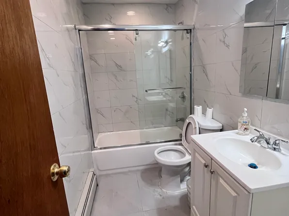 5917 59th Dr Floor 2, Maspeth, NY 11378