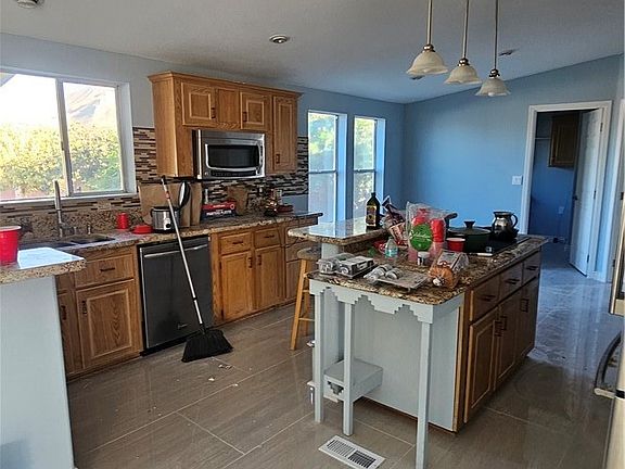 5th image of 4416 Goat Ranch Rd