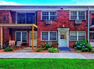 1 Colonial Rd APT 127, Beacon, NY 12508