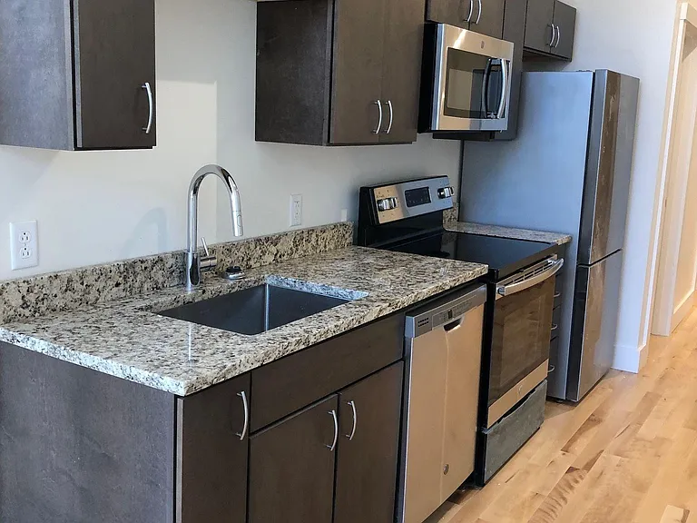 261 Water St #105 — Photo 9