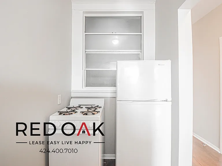 692 Valencia St #208 — Photo 11
