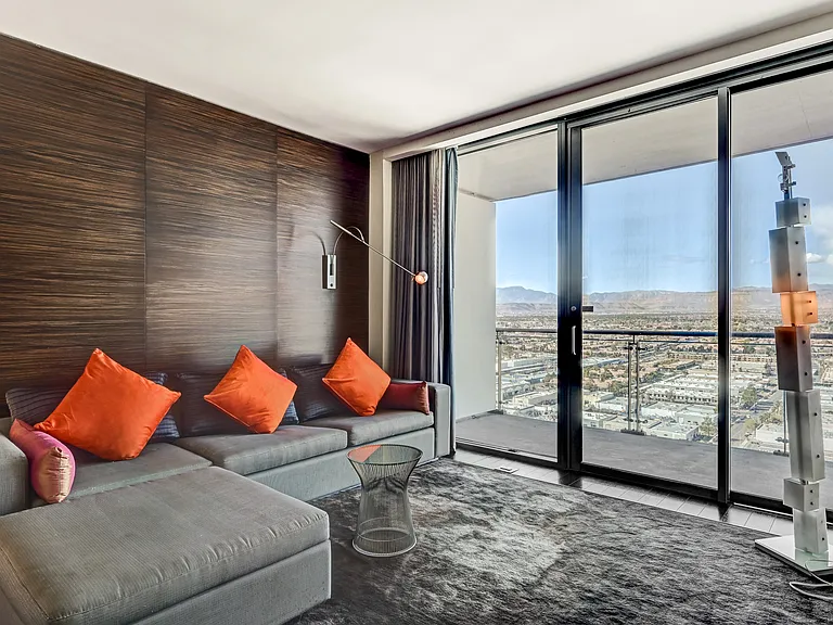 4381 W Flamingo Rd #2807 — Photo 1