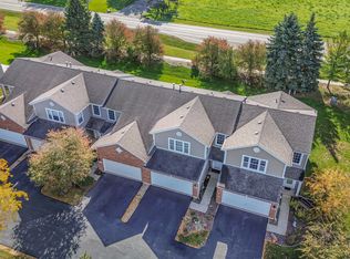 16043 Tiger Dr, Lockport, IL 60441