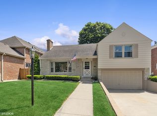 197 S Fairfield Ave, Elmhurst, IL 60126